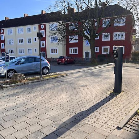 Mitten In Wolfsburg - Happyhome - 2 Zimmer, 6 Personen, Outletcenter, Autostadt, Vw-Nah, Parken Eksteriør billede