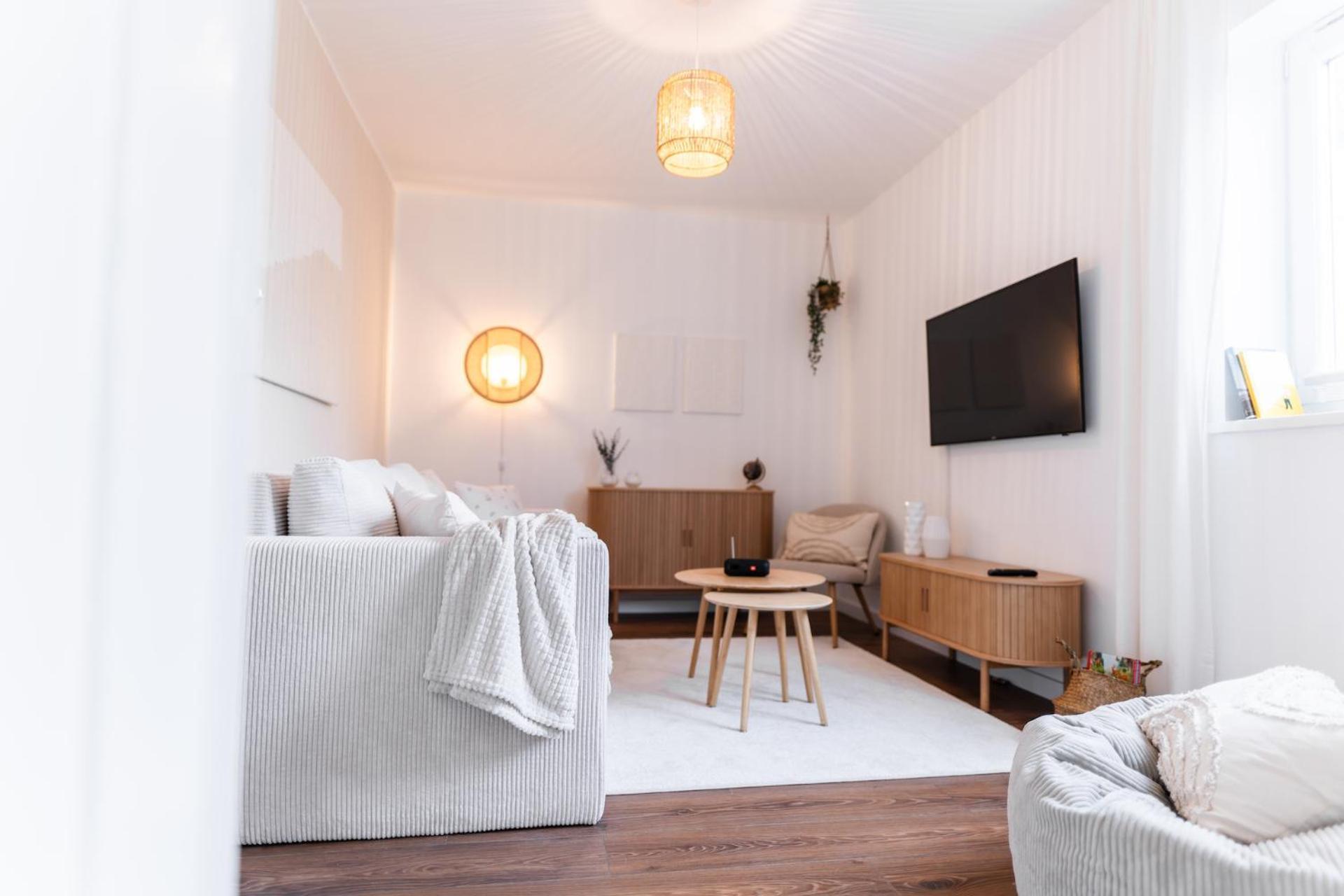 Mitten In Wolfsburg - Happyhome - 2 Zimmer, 6 Personen, Outletcenter, Autostadt, Vw-Nah, Parken Eksteriør billede